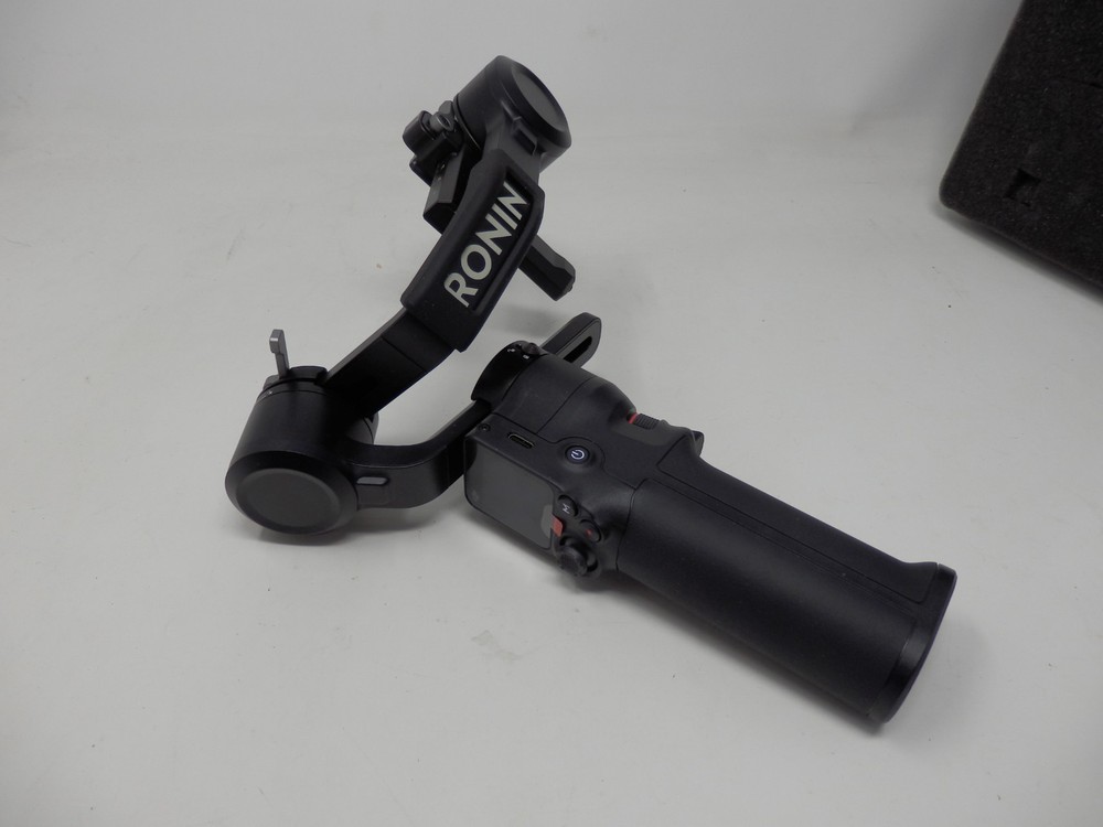 DJI RS 3 Mini 3-Axis Gimbal Stabilizer for Cameras Working Apache 3800 Case