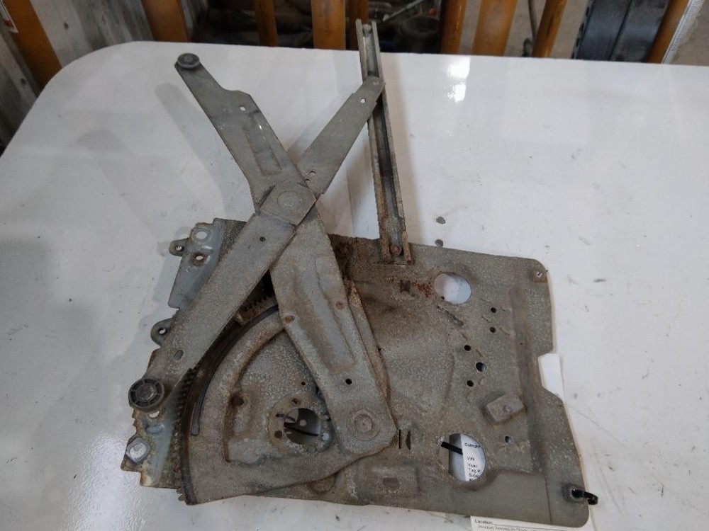 For 2007 VOLVO VNL WINDOW REGULATOR Left , MN