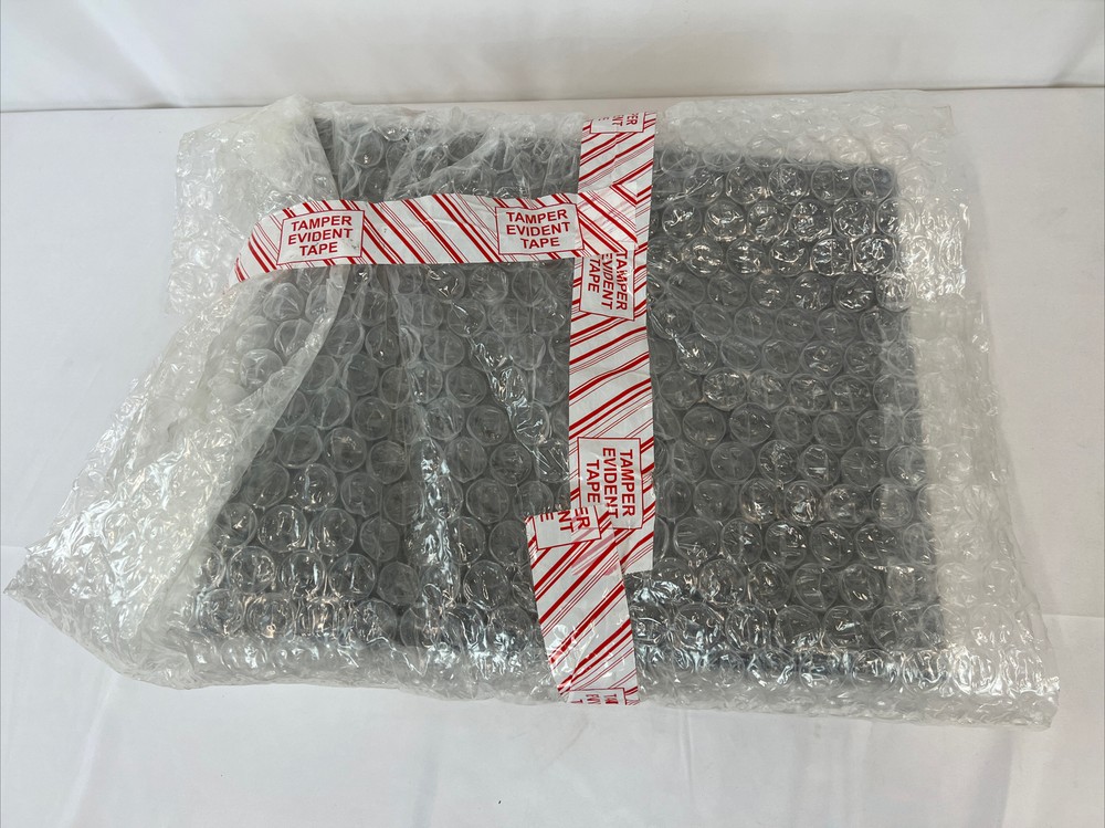 19" LCD Monitor