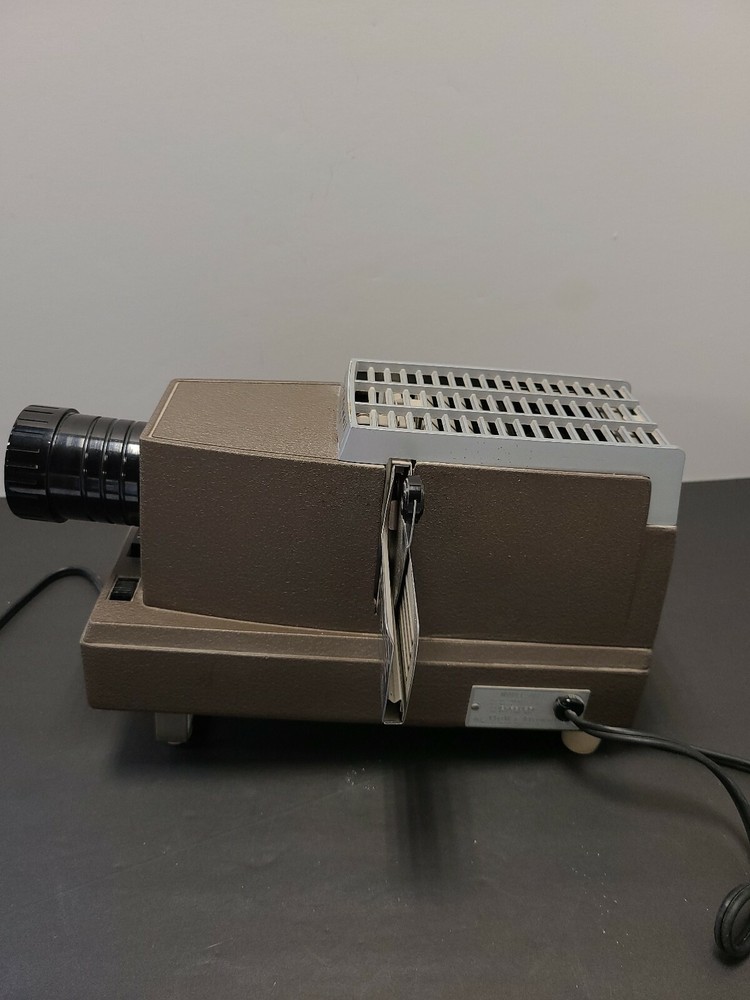 Bell & Howell Headliner model 707
