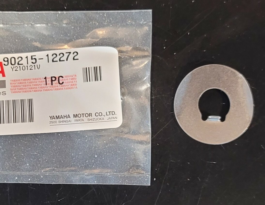 88-06 OEM Yamaha Blaster yfs200 Counter Balancer Lock Washer  90215-12272-00