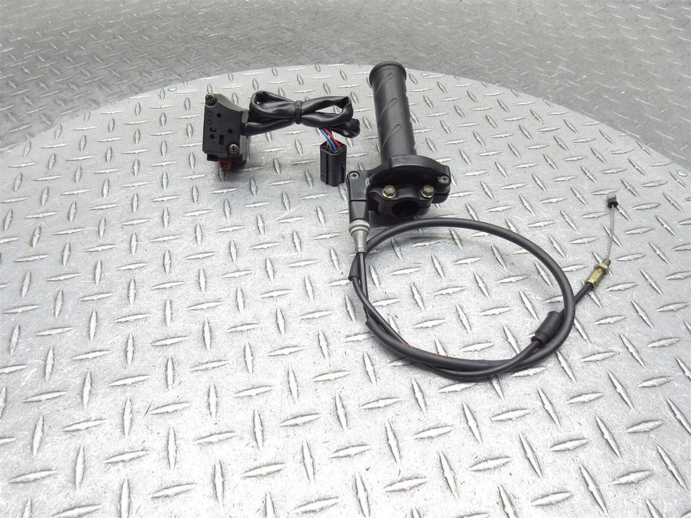 2006 04-07 Ducati Multistrada 620 M620 Right Switch Throttle Control Cable Grip