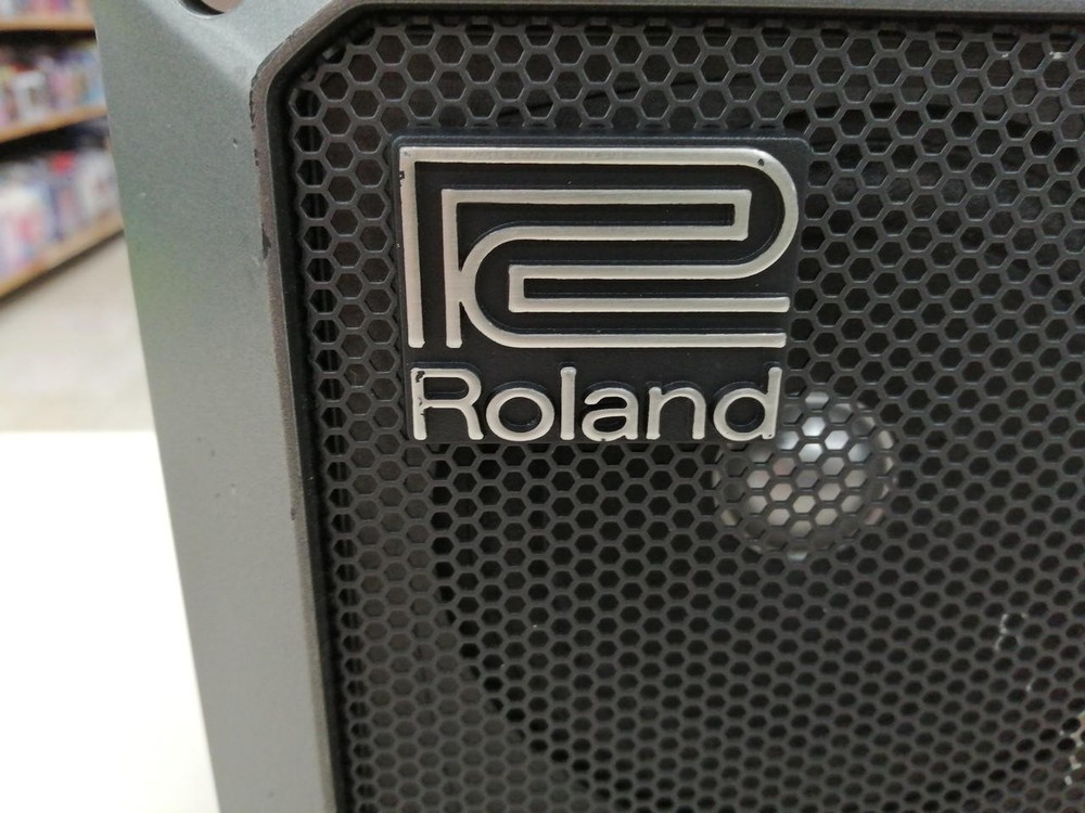 ROLAND MOBILE CUBE Mobile lifier