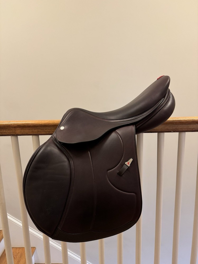 Equipe Expression Extreme 17” Jumping Saddle