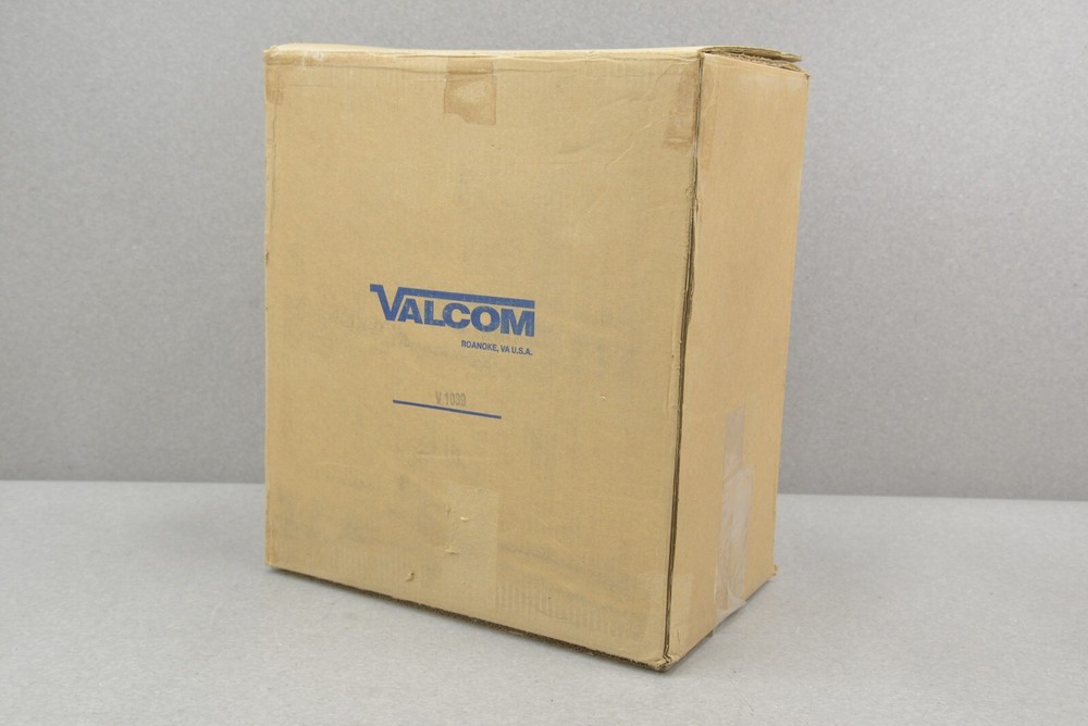 Valcom V-1039 Explosion Proof Paging Horn/Amplifier Assembly & Mounting Bracket