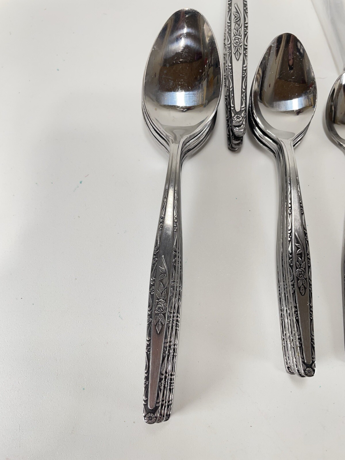 Interpur Single Rose Flatware Stainless Steel Korea 36 pieces 7 sets