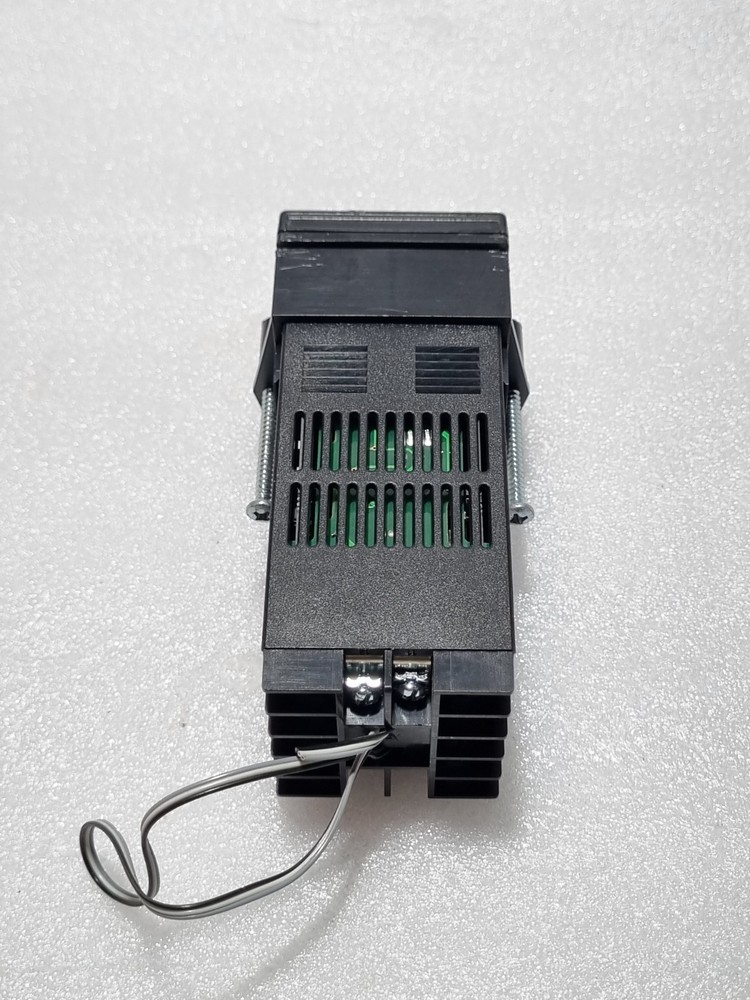 Applied Materials OEMNMCB4 P48 Series Temperature Controller Unit Expedited Ship