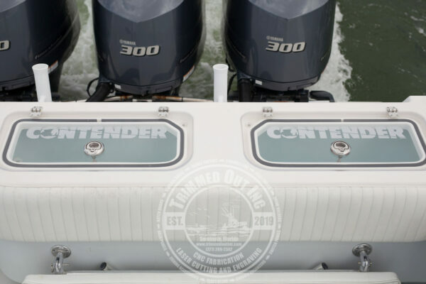 Contender 27T Livewell Lid