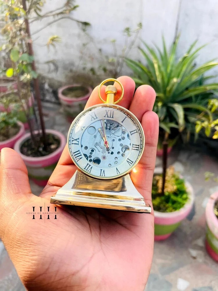 Beautiful antique look tiny clock mechanical table desk clock curved design