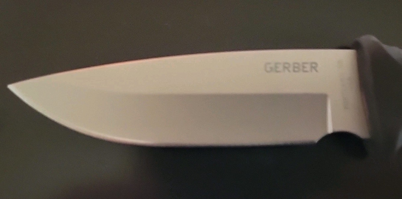 Gerber Gator FIXED BLADE Drop Point Fine Edge w Sheath 06904N BRAND NEW MADE USA