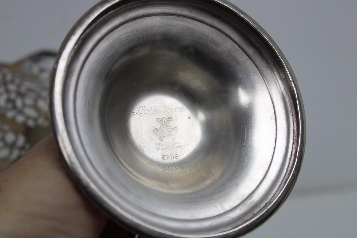 Vtg International Silver Co. "Lovelace" Pattern 1430 EPNS Pedestal Candy Dish
