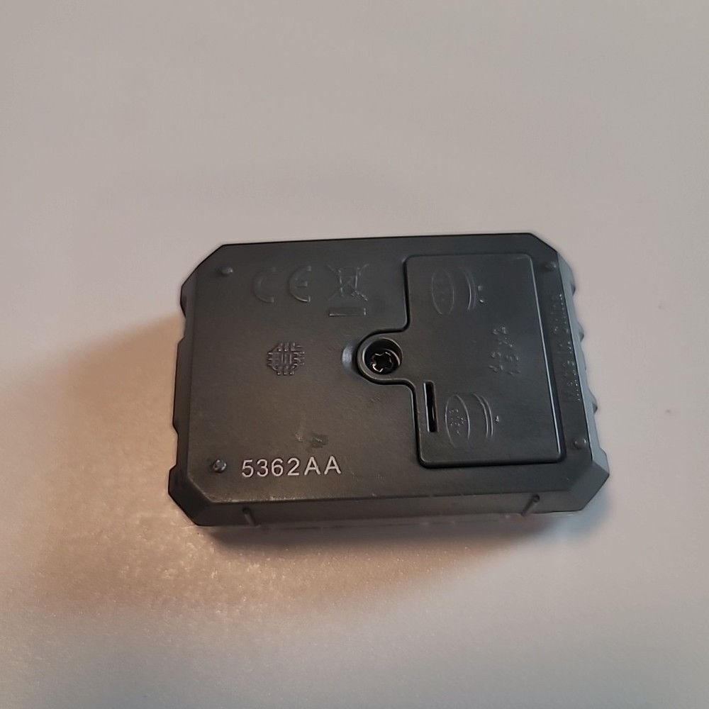 Hex Bug Clear Remote 5362AA