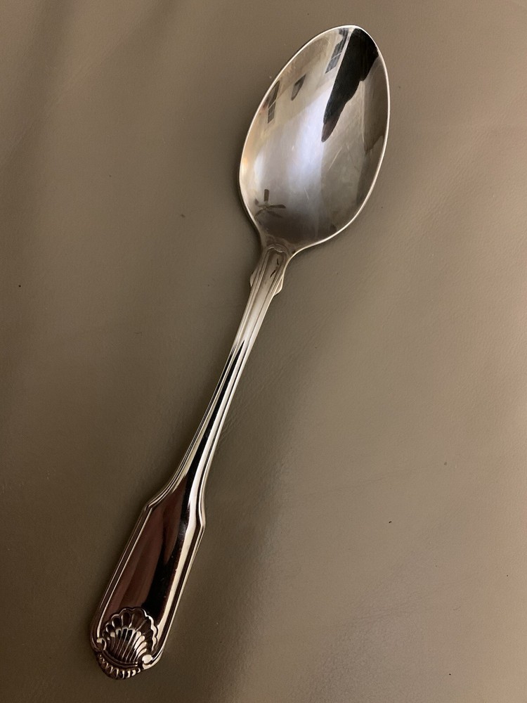 CLASSIC SHELL Pattern Tea Spoon ONEIDA Stainless Steel 18/10 Cube Mark