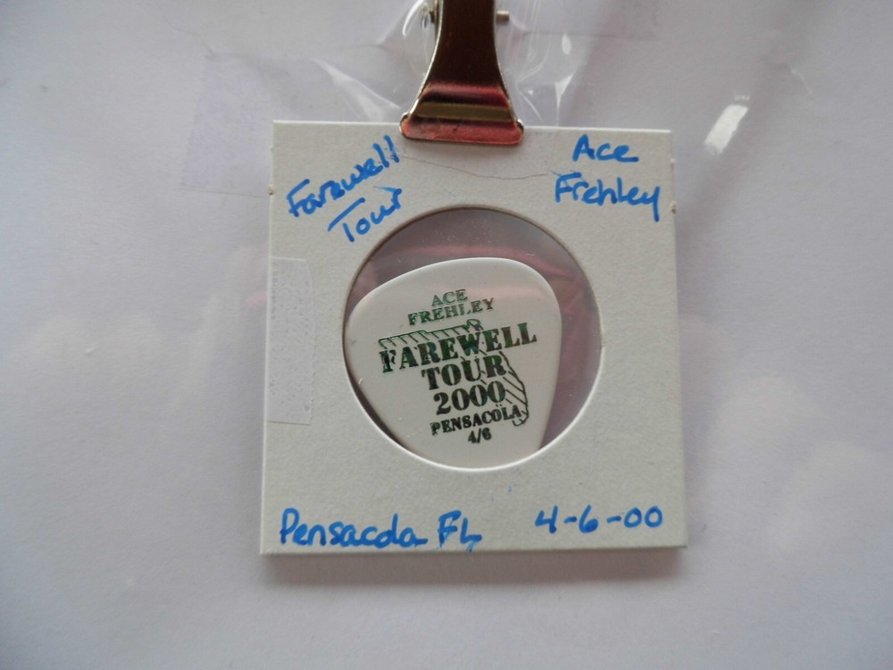 KISS "ACE FREHLEY" TOUR GUITAR PICK~4/6/00 READ DESCRIPTION    (3/18)