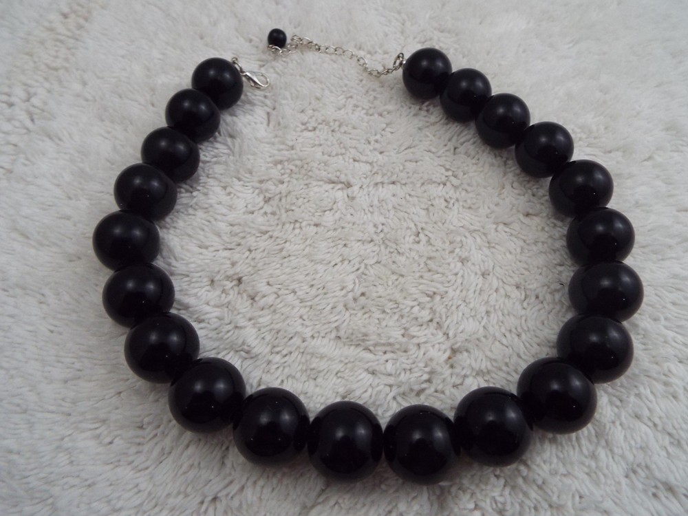 Black Bead Necklace (A48)