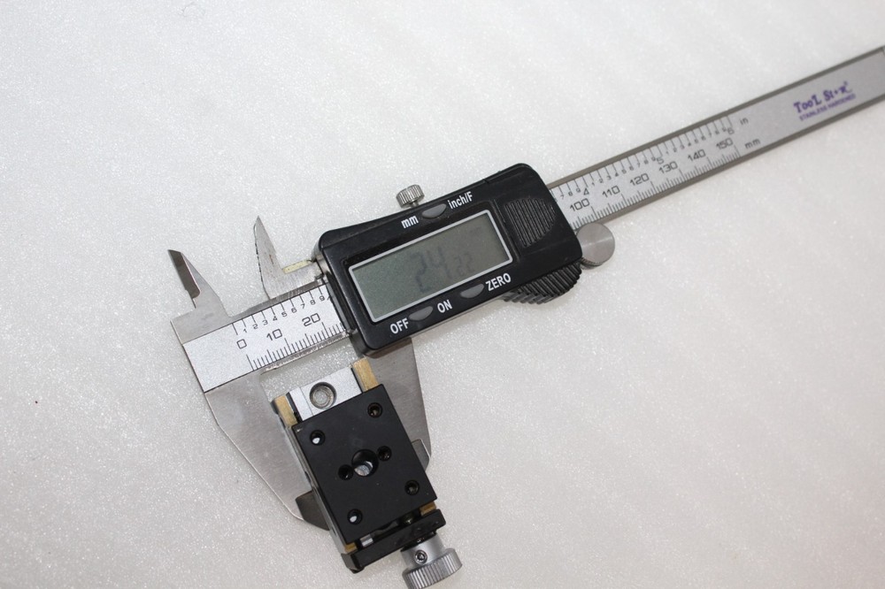 Sigma Koki TAS-24302 Linear Stage Table