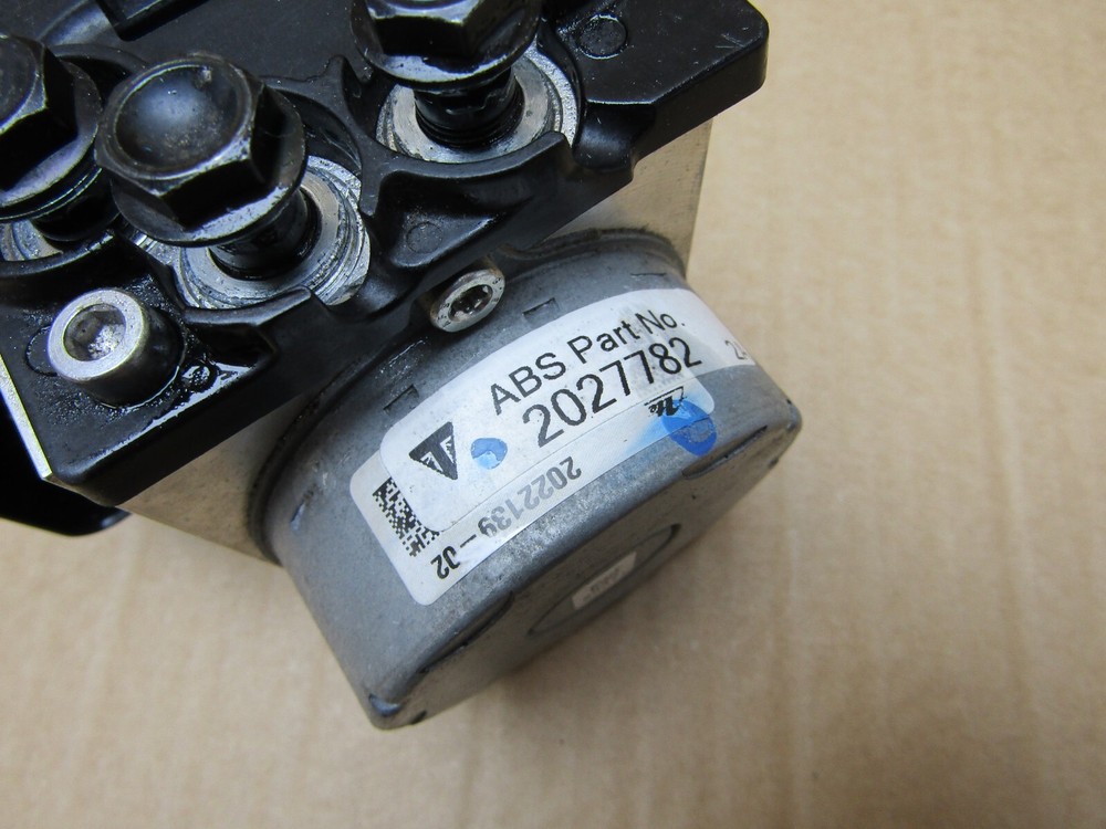 Triumph Tiger 1200 GT Explorer 2022 ABS pump control module (12687)