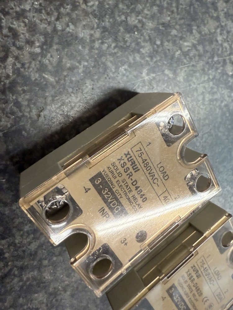 XSSR-DA4840 Solid State Relay 40A Load 75-480 VAC Control 3-32 VDC & DA4820 20A