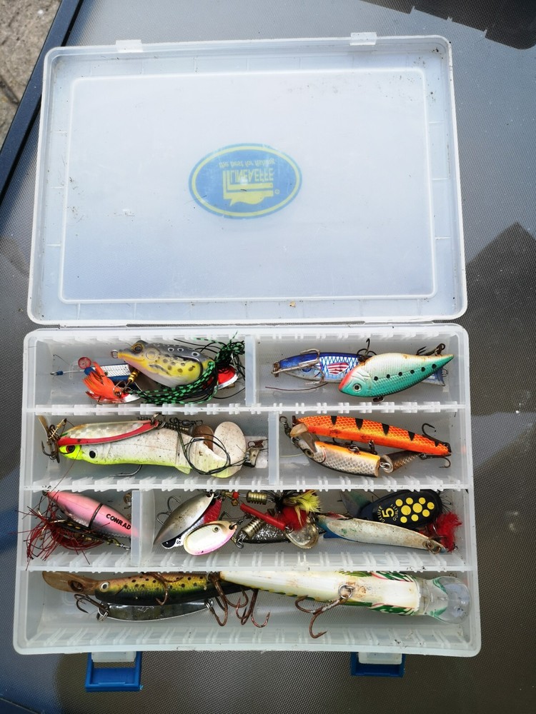 Box with fishing tools (Lineaeffe) * GWC Quick despatch
