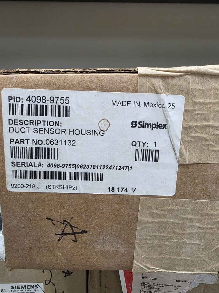 Siemens 4098-9755 Duct Sensor Housing