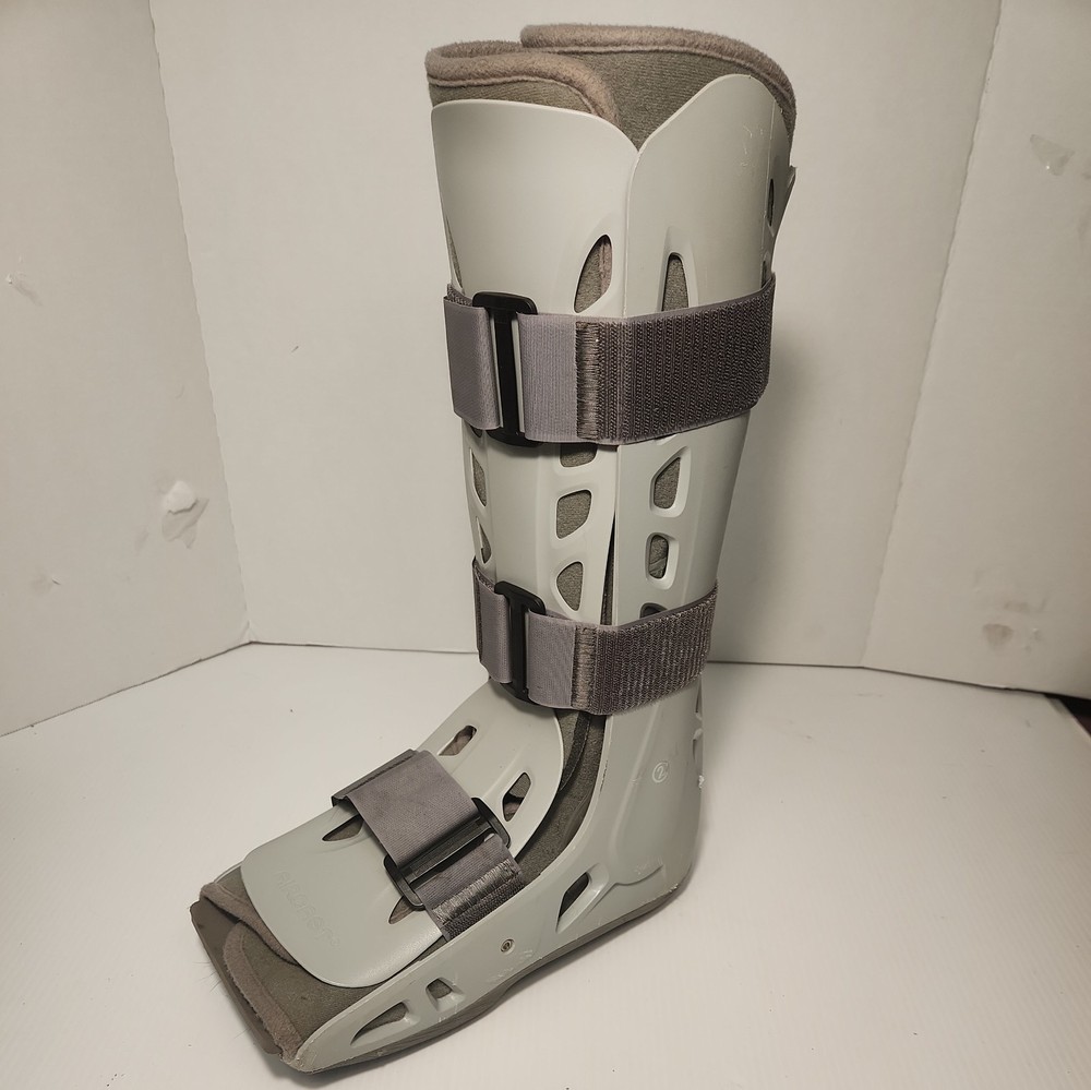 Aircast Softstrike Walking Boot Large With Side Pump Inflation Inflatable