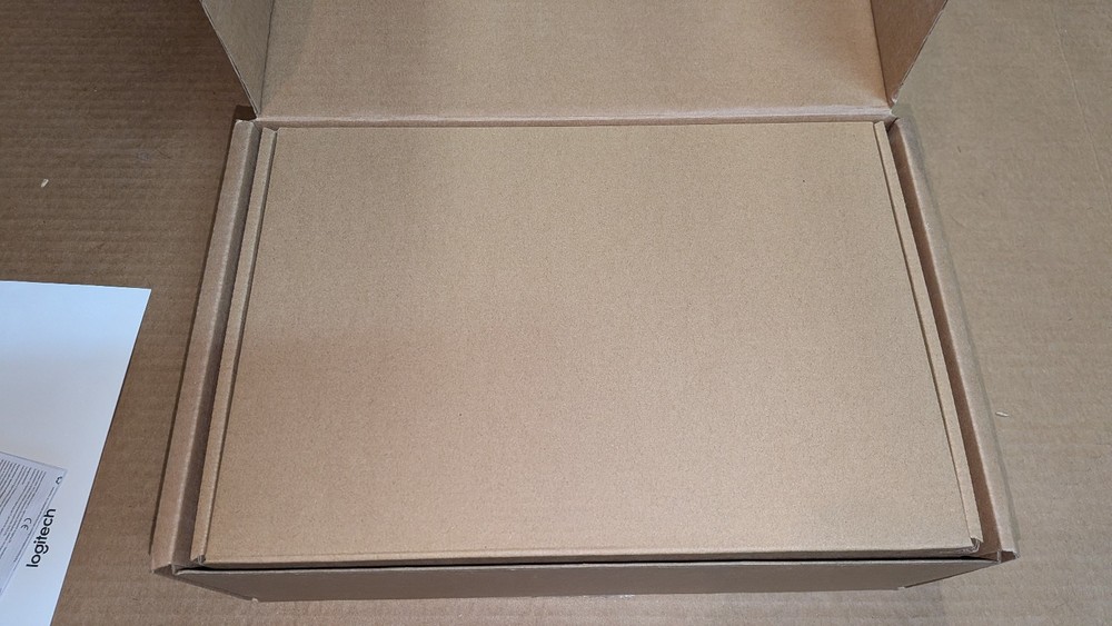 Logitech TAP Touch Controller with CAT5E Kit -- 939-001950