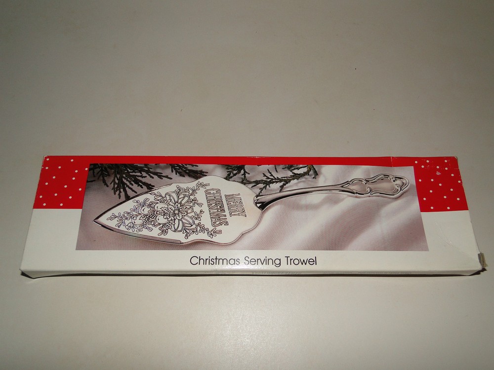 Christmas Serving Trowel Pie Dessert Server International Silver Co 11 ½ inches