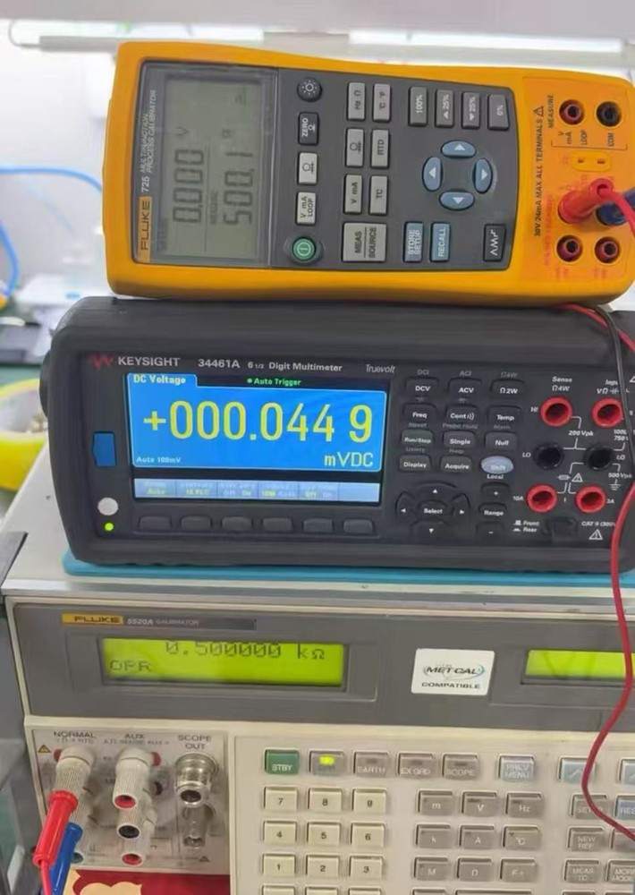 Fluke 725 Multifunction Process Calibrator CALIBRATED !