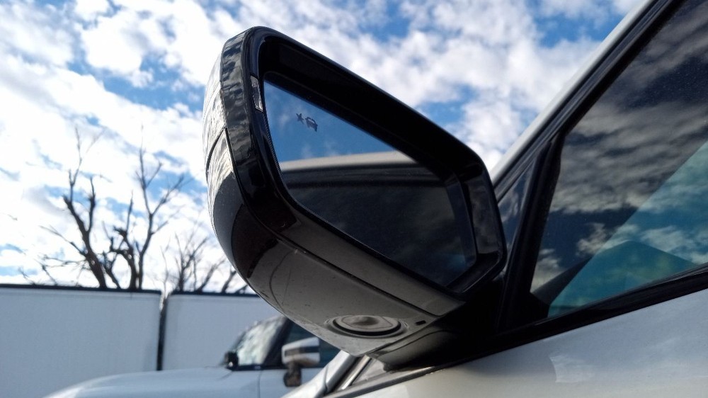 Camera/Projector Head-up Display With Multifunction Fits 21-24 CT5 462227