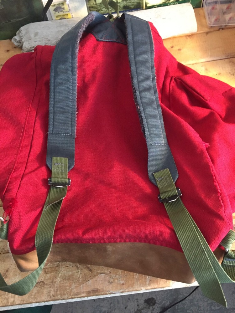 SIERRA DESIGNS BACKPACK SUMMIT VERY GOOD CONDITION 70S BERKELEY CA