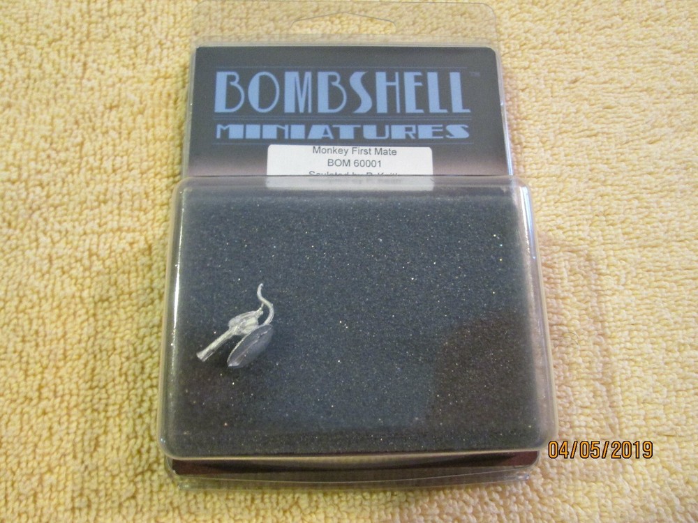 Bombshell BOM60001 Monkey First Mate (Sidekicks) Pirate with Pistol  TRAY #1