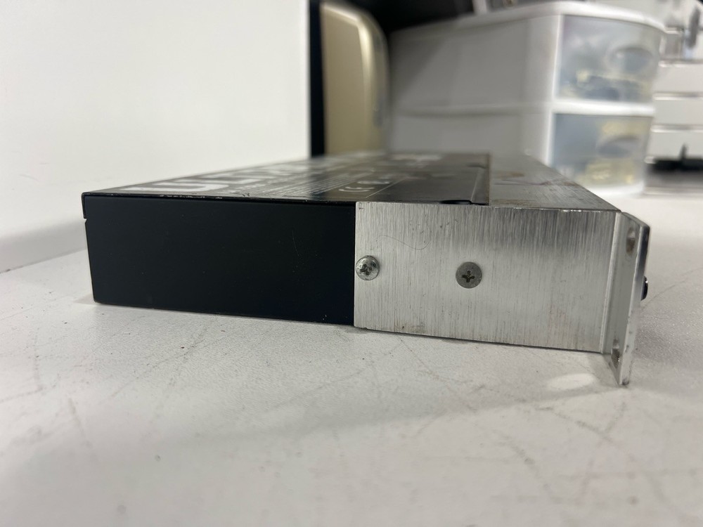 BEHRINGER MX882 (P03041668)