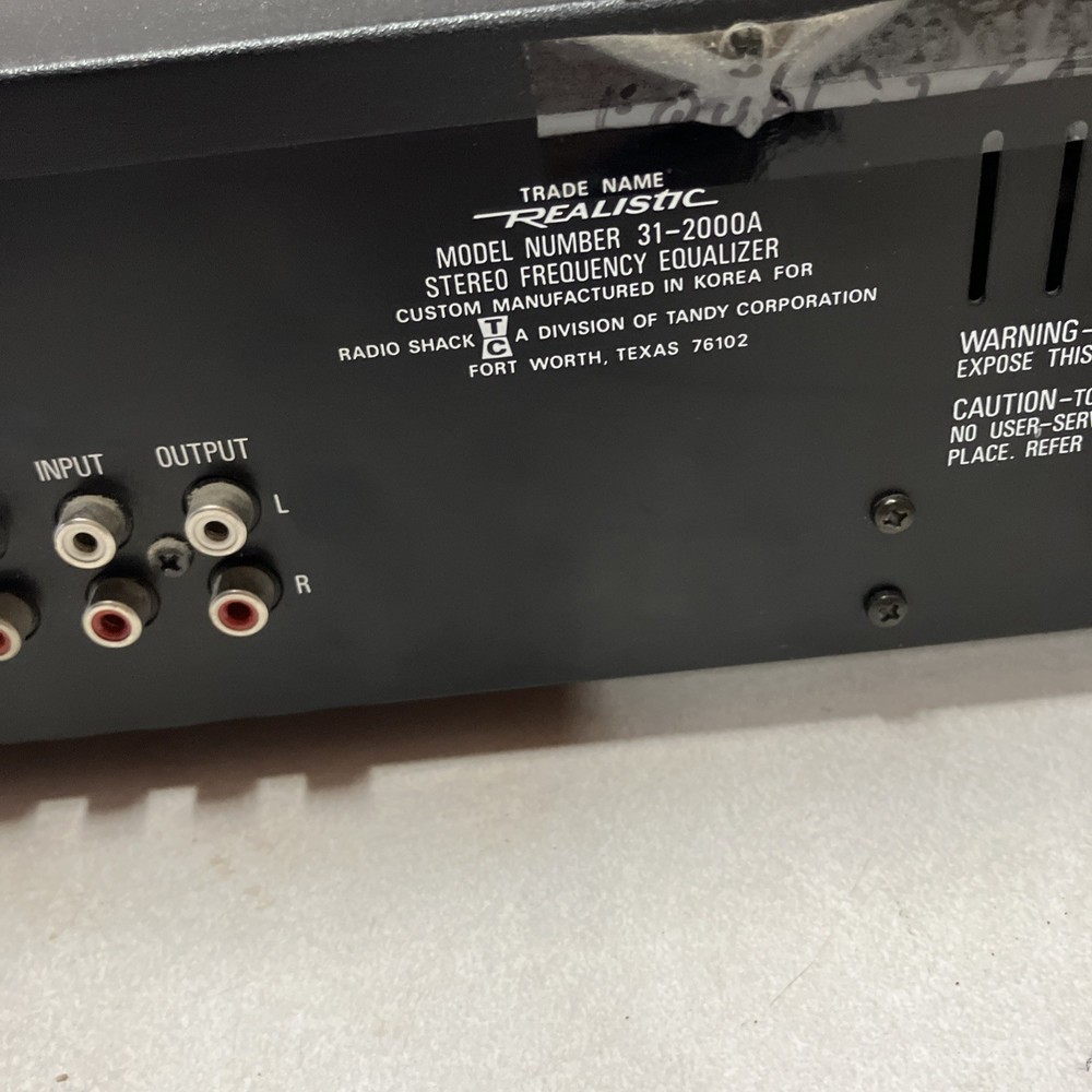 Realistic 31-2000A Stereo Graphic Equalizer Front Panel Silver Faceplate Tested