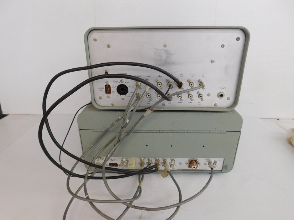 HEATHKIT SB-303 HF RECEIVER & SB-401 HAM BAND TRANSMITTER W/ MANUALS (IEG66)