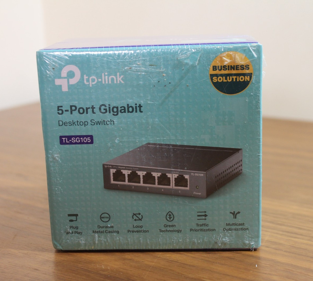 TP-LINK Technologies TP-Link (TL-SG105(UN)) 5-Port Switch
