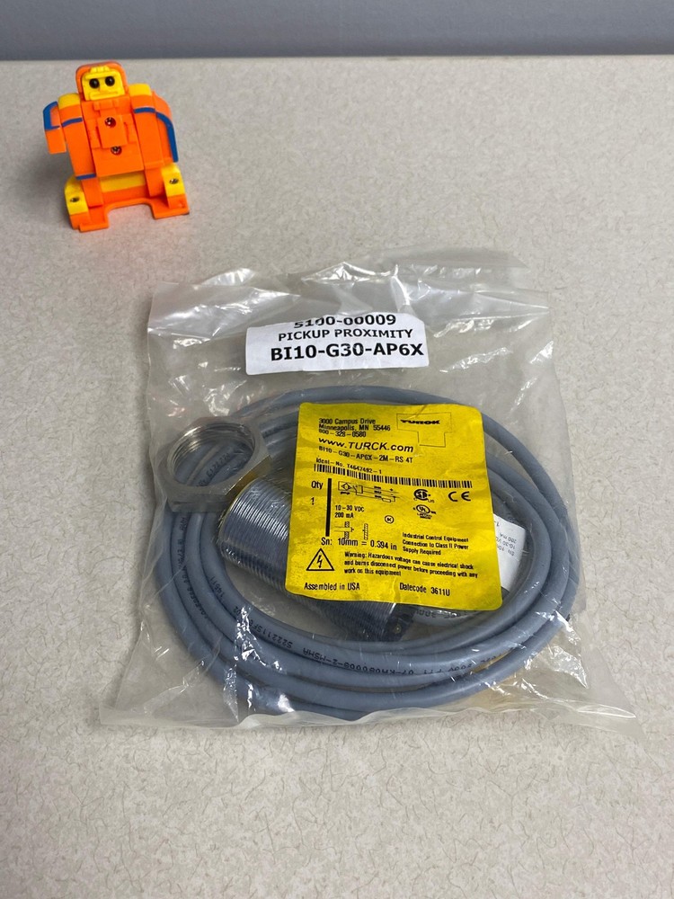 Turck BI10-G30-AP6X Proximity Sensor (New)