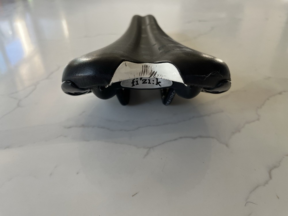 Fizik Alienate V5 Carbon Road Saddle - Black -