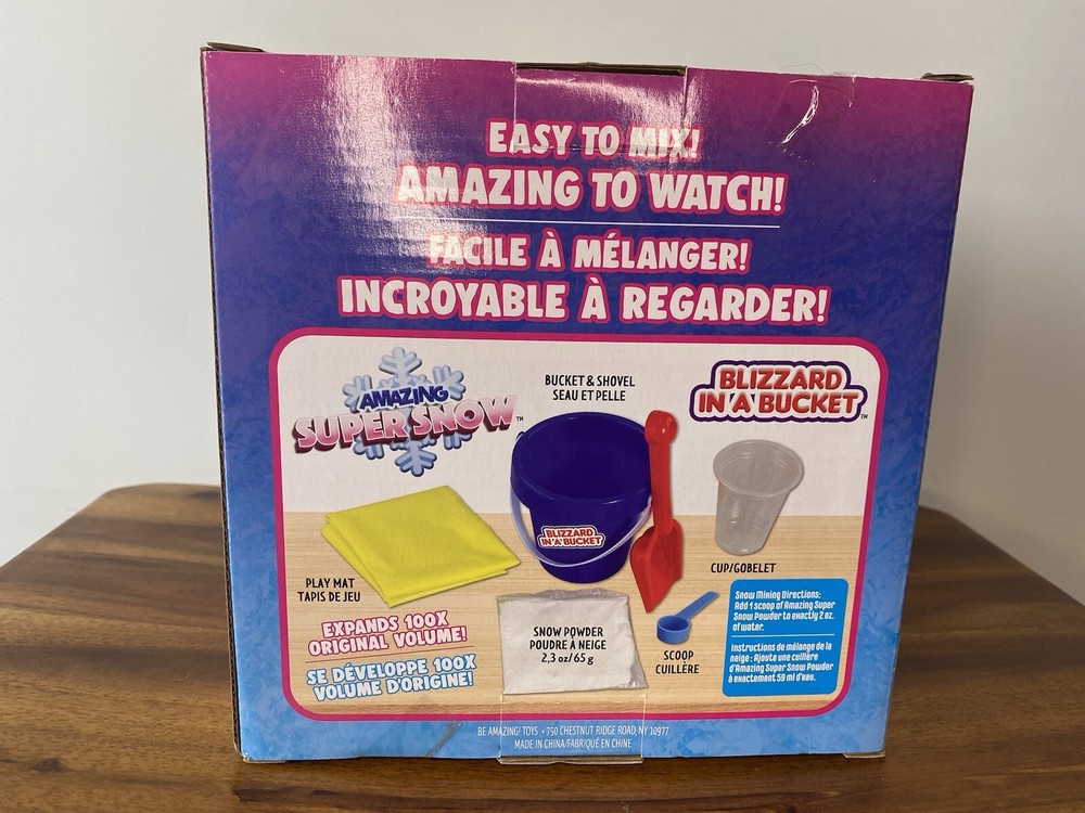 Blizzard In A Bucket *NWOT*