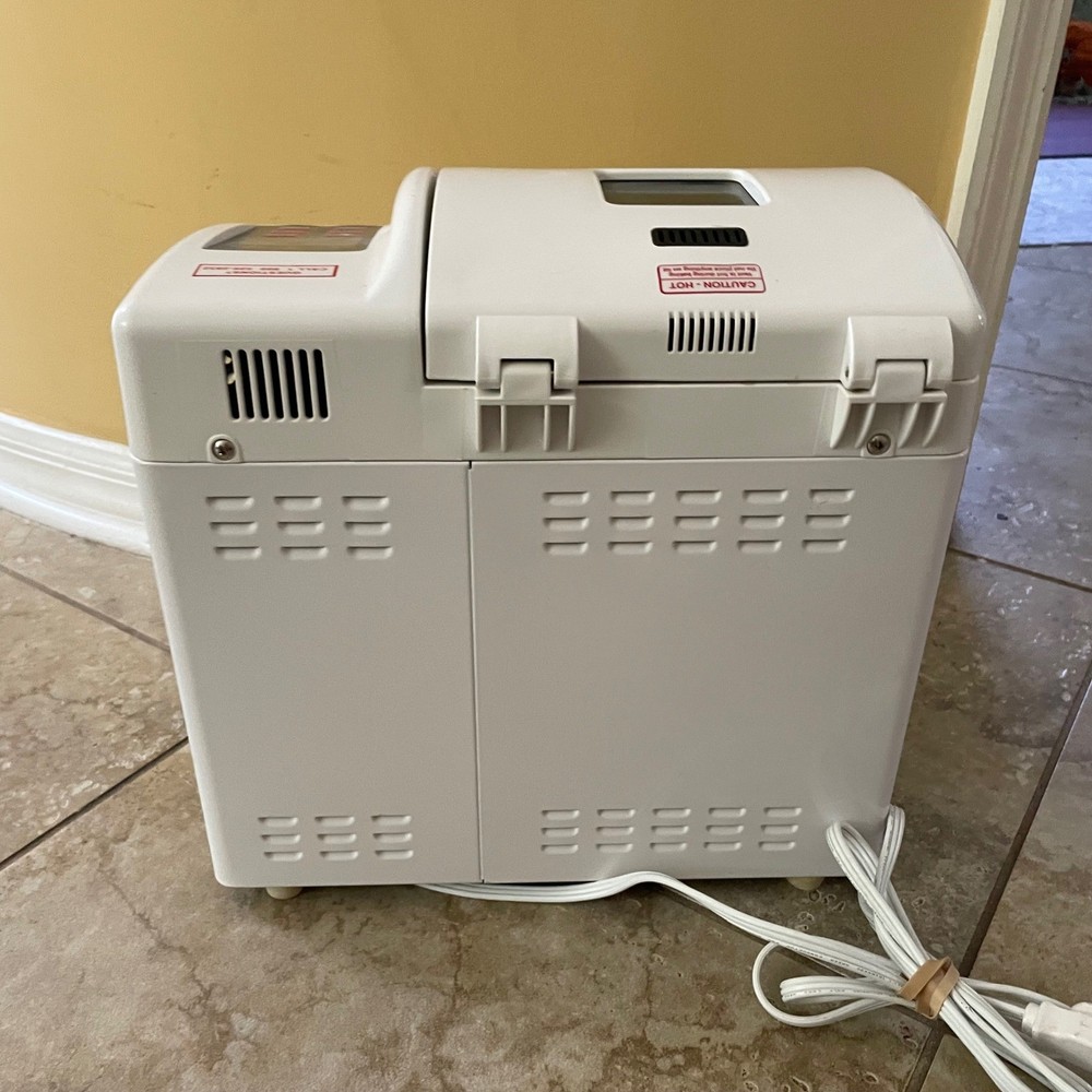 Oster Automatic Breadmaker White Model 4812 Style BM-200 630W Bread Machine