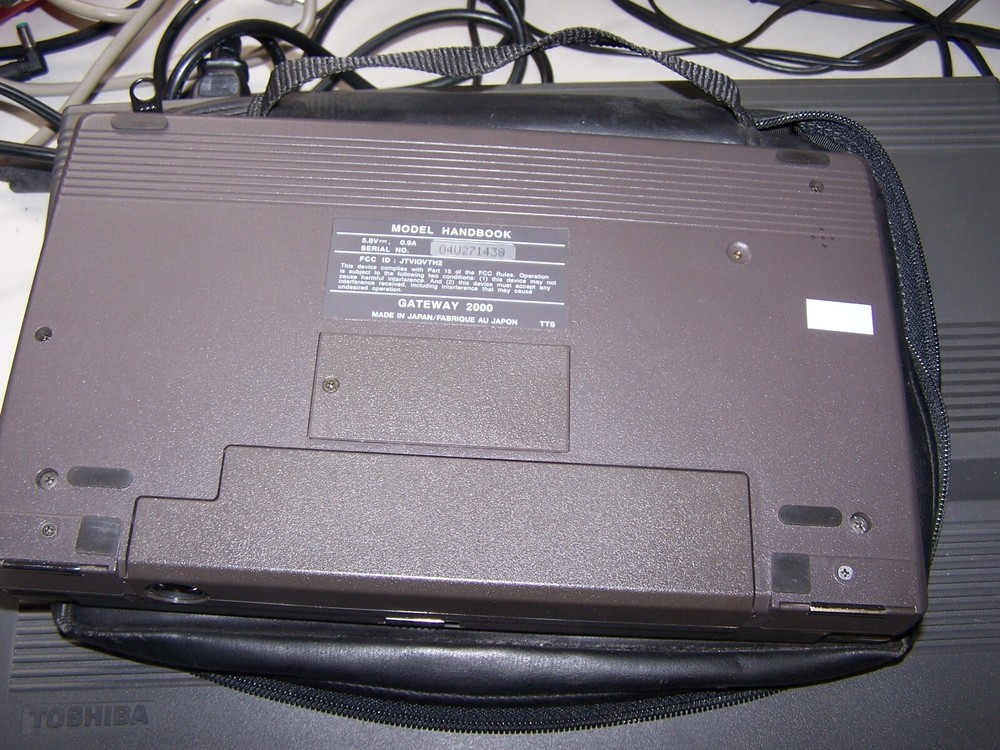 Gateway 2000 Handbook Laptop Computer SOLD AS IS