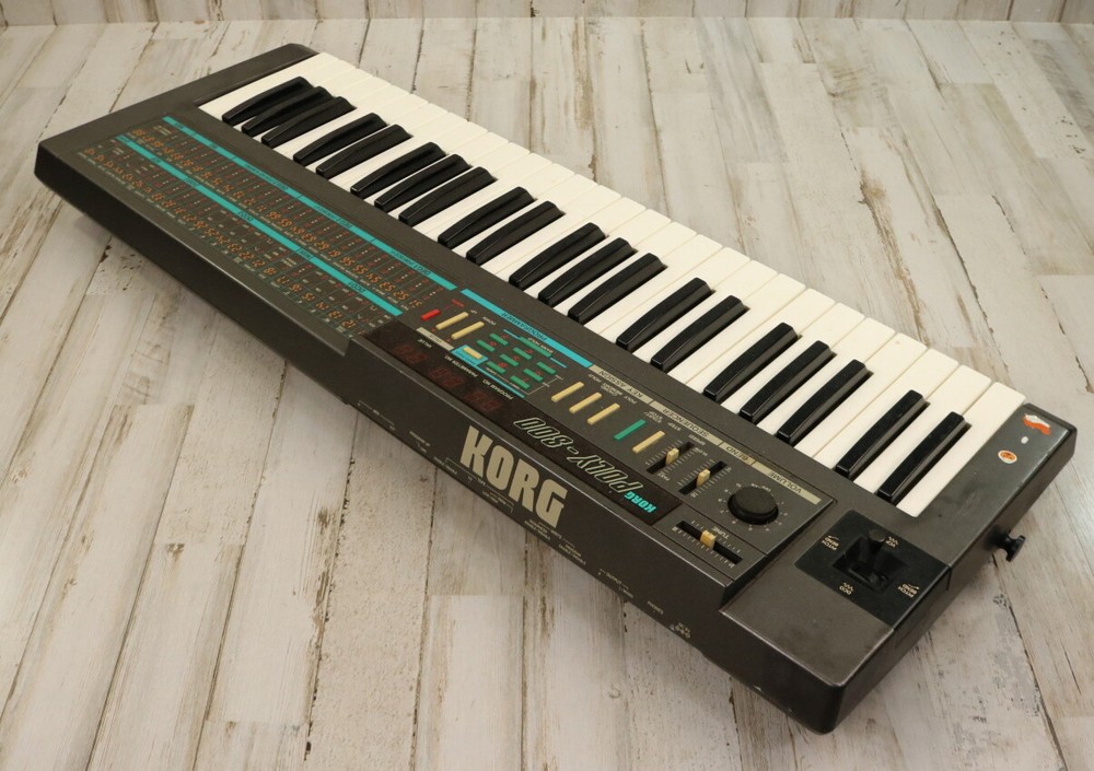 PROJECT Korg Poly 800 (020)