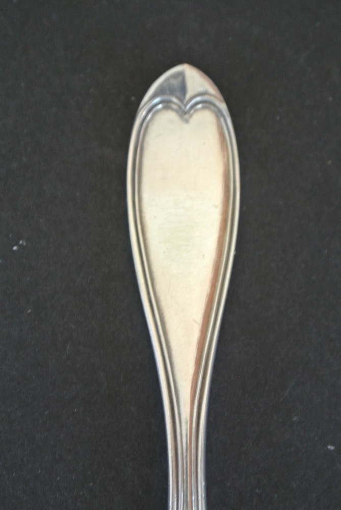 Antique Silverplate THREADED OVAL 5" Nut Pick