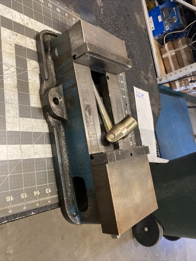 Kurt D675 Precision Machine Vise, 6” jaws, (dd8