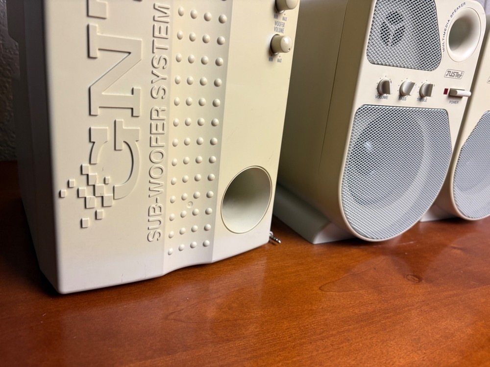 Juster Active 95A Multimedia PC Speakers with subwoofer