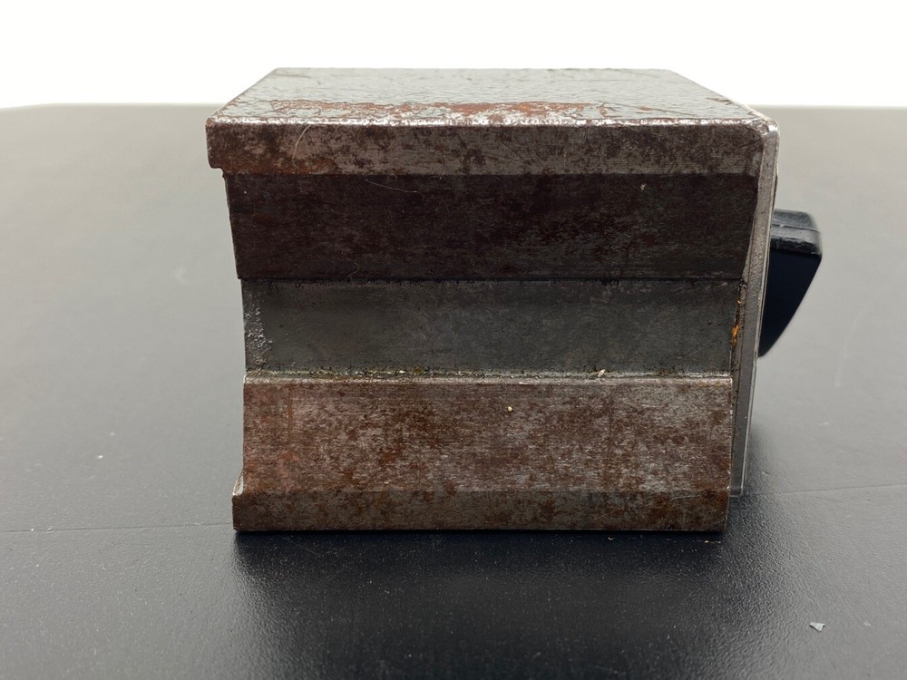 Mitutoyo 7010S Magnetic Stand