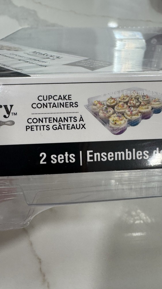 2 sets cupcake container