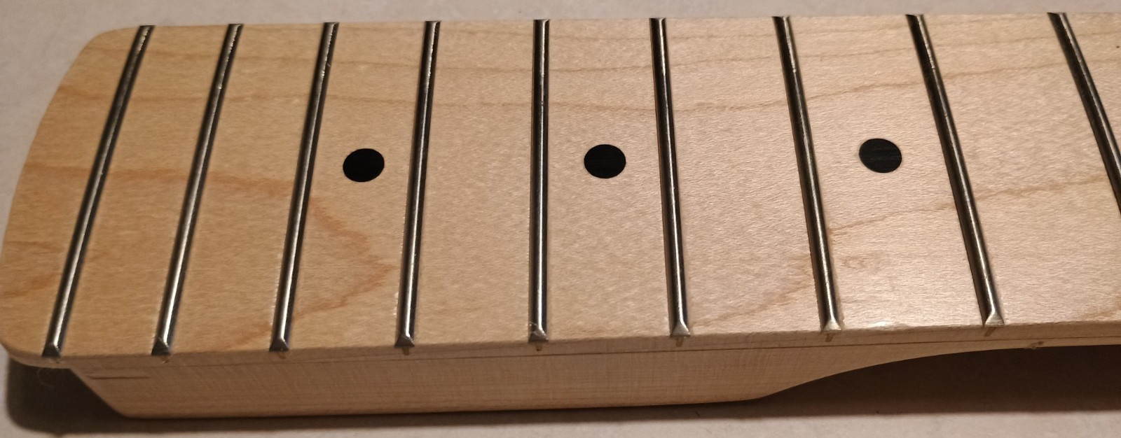 OPEN BOX Nashville Guitar Works Precision Bass Neck Maple Fretboard Tuners NGW