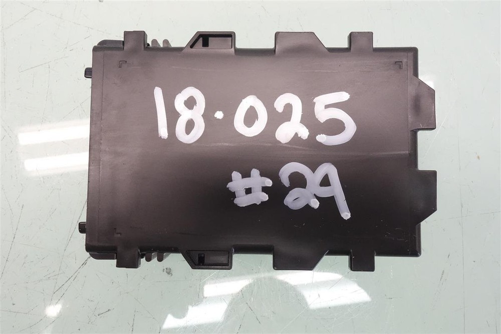 Toyota Prius 2016-2018 Multi Plex Network Computer Module Unit 89220-4Ej40