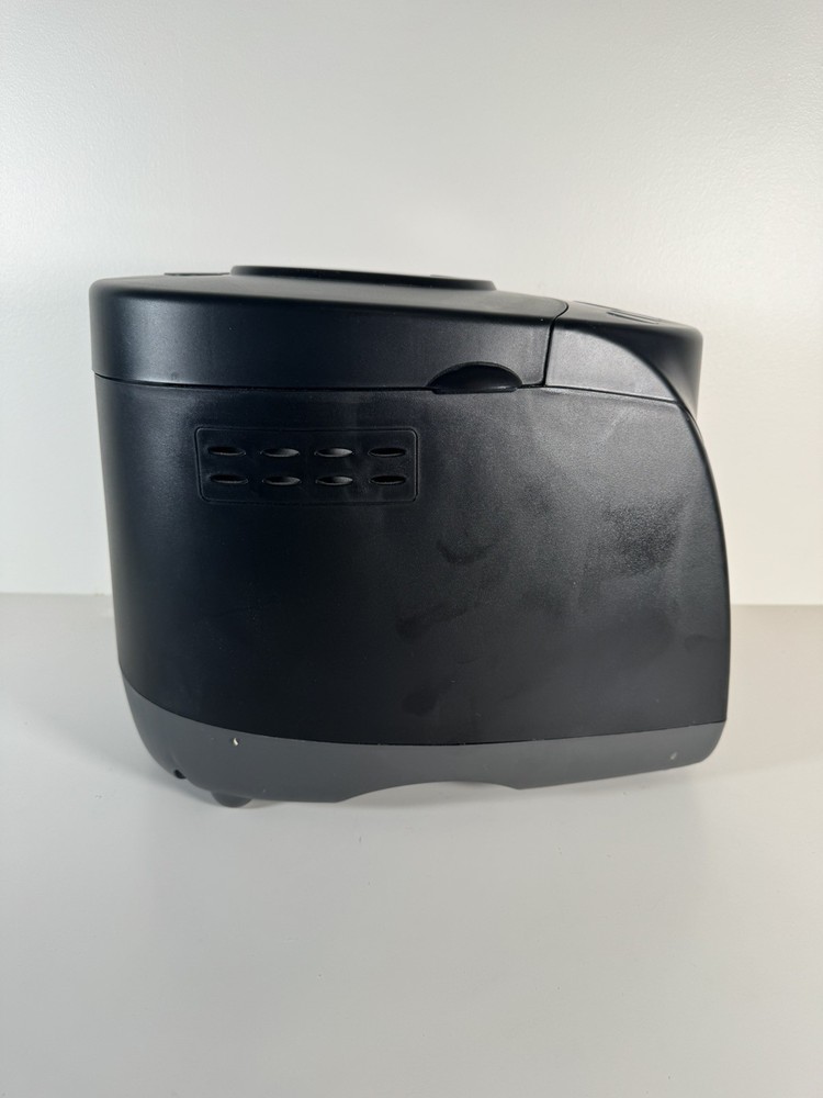 Hamilton Beach 29882 BM07 2 Lb HomeBaker Bread Maker Black EUC