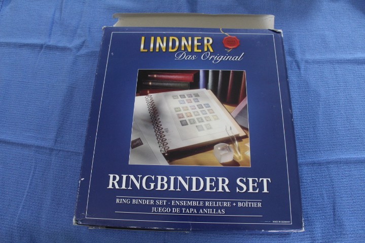 Lindner Blue 18 Ring binder with Dustcase BlueLakeStamps SUPER